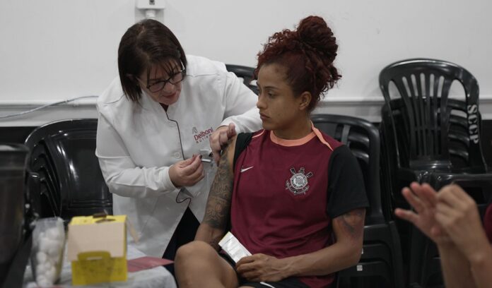Corinthians E Delboni Levam Vacinação Contra Hpv Ao Ct E Reforçam Prevenção No Março Lilás